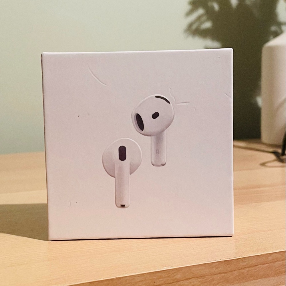 AirPods gen 4